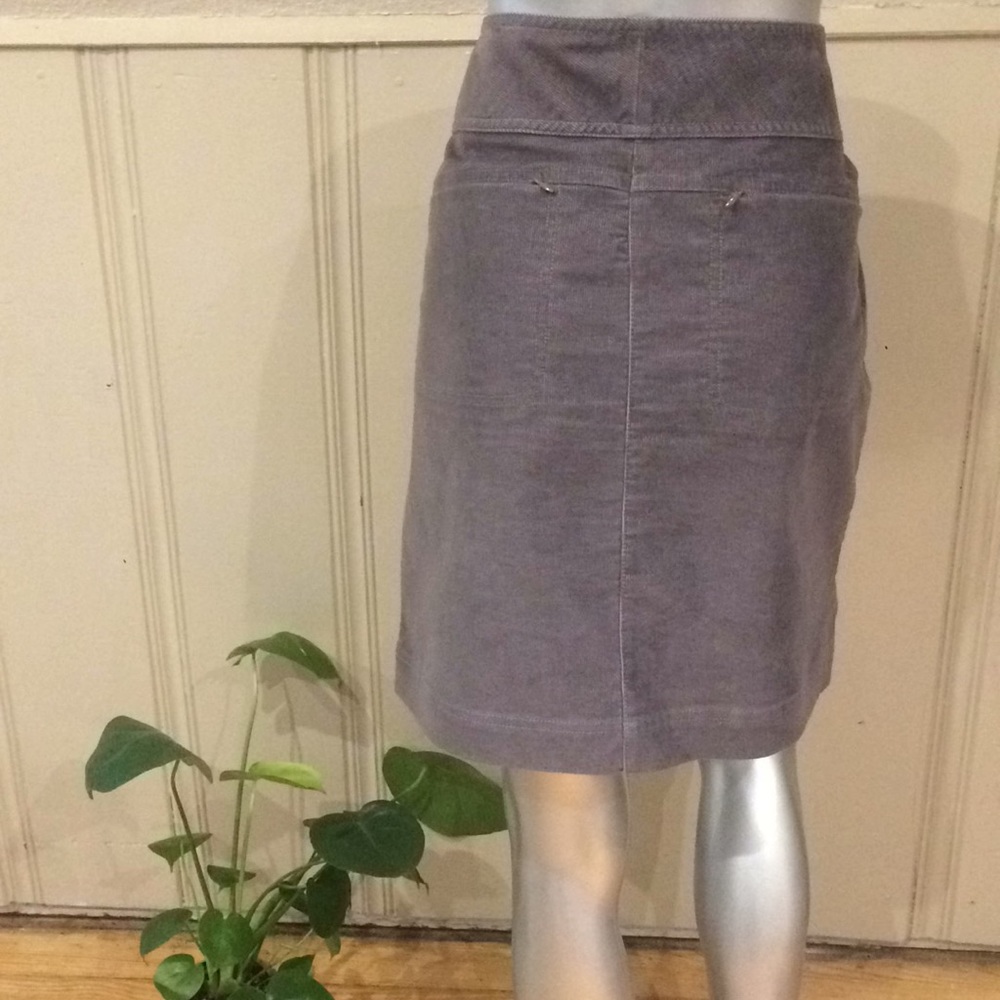 Athleta Corduroy Skirt with Zipped Pockets - Picture 1 of 7